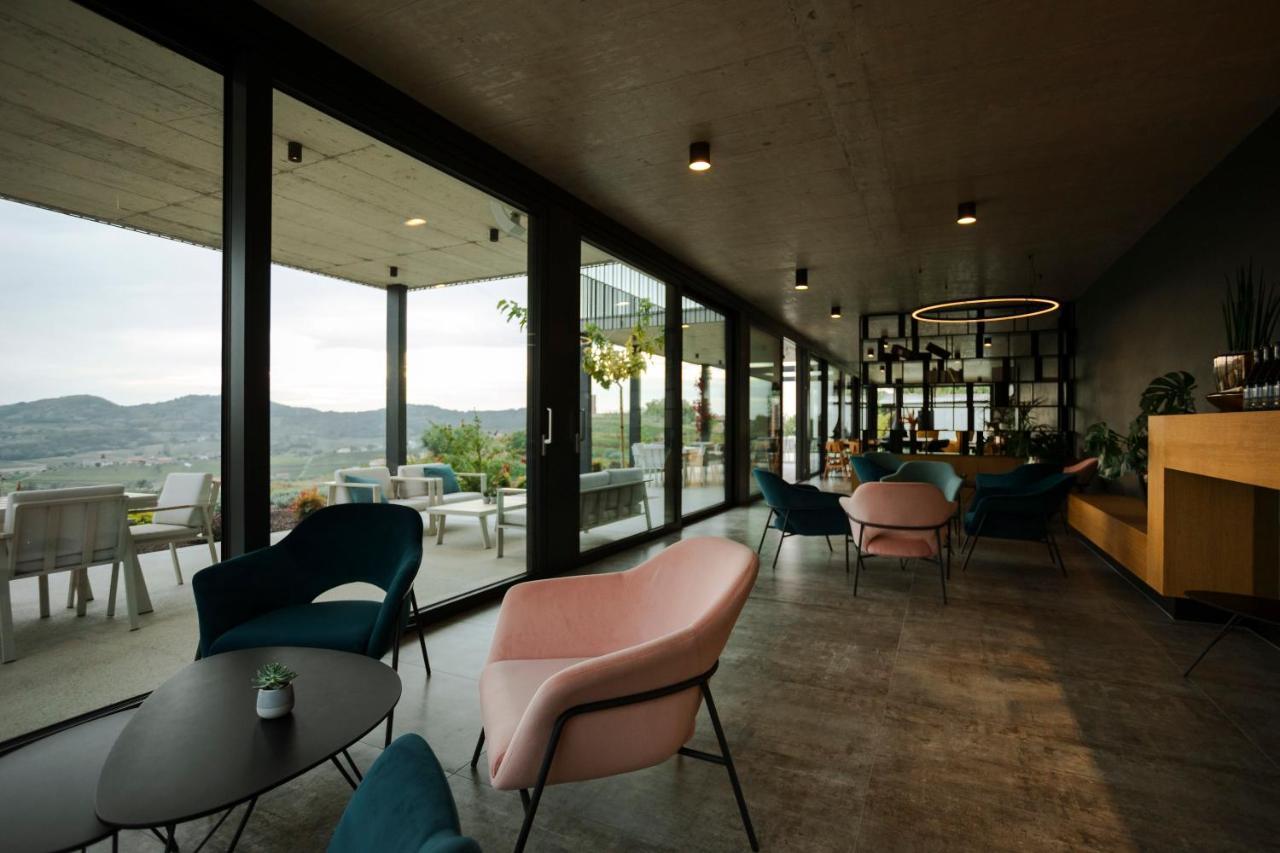 Tavarneta Estate Dobrovo Extérieur photo